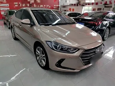 Hyundai Elantra