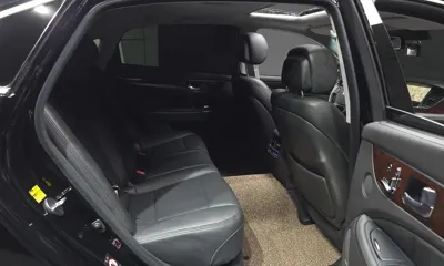 Hyundai Equus