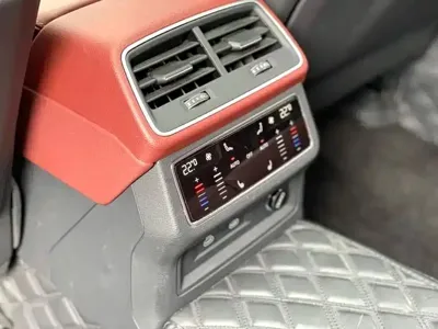 Audi A7L