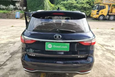 BYD Song Max
