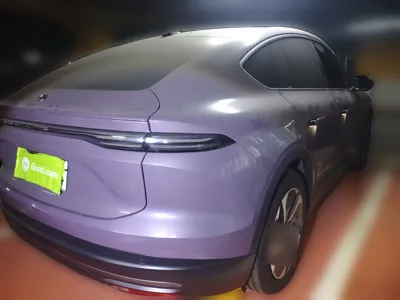 Nio EC6