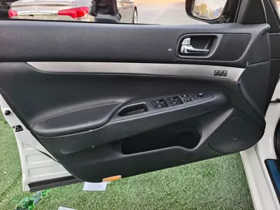 Infiniti G
