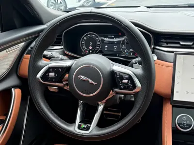 Jaguar XFL
