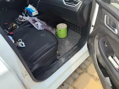 Roewe i5