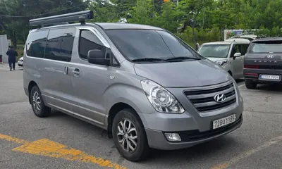 Hyundai Starex