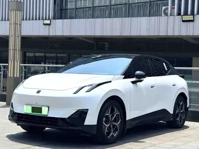 Lynk & Co Z20