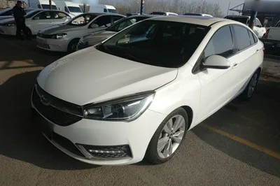 Chery Arrizo 5