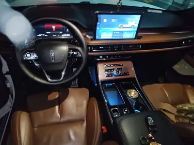 Lincoln Aviator