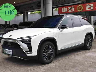 Nio ES8