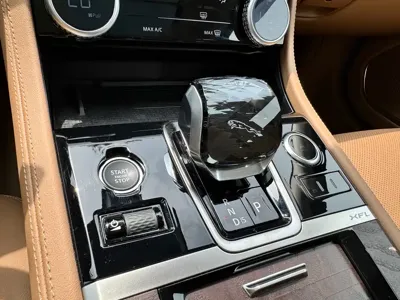 Jaguar XFL