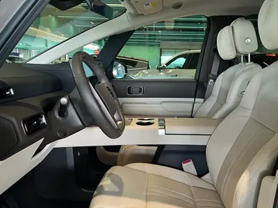Li Auto Li MEGA