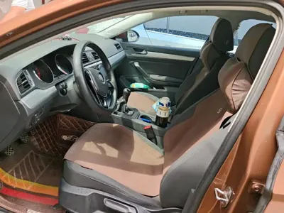 Volkswagen Lamando