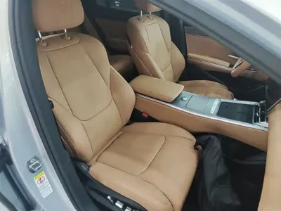 BYD 汉L
