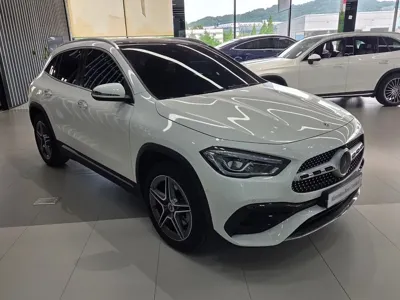 Mercedes-Benz GLA-Class