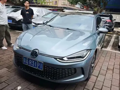 Volkswagen Lamando