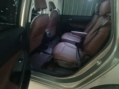 Buick GL6