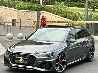 Audi RS 4