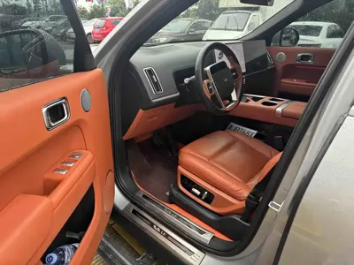Li Auto Li L8