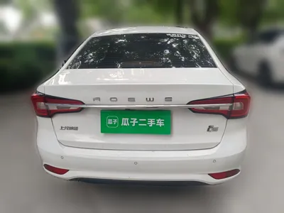 Roewe i5