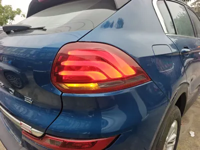 Qoros 5