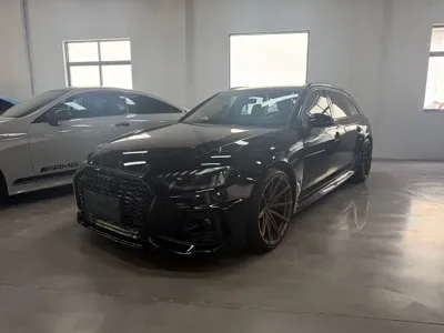 Audi RS 4