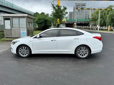 Hyundai Mistra