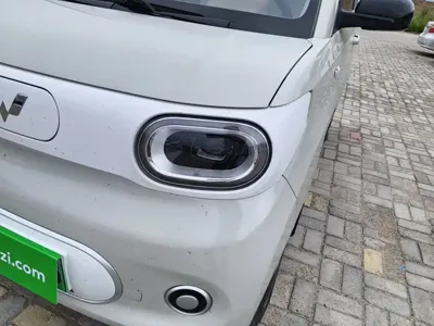 Wuling MINIEV