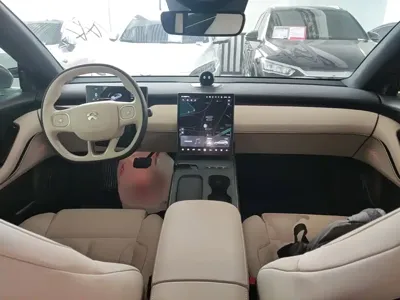 Nio ET5T