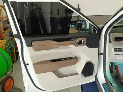 Geely ICON
