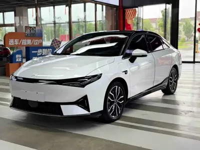 Xpeng P5