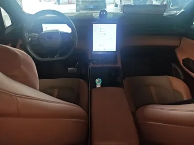 Nio EC6