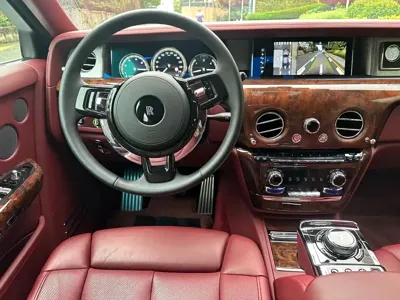 Rolls-Royce Phantom