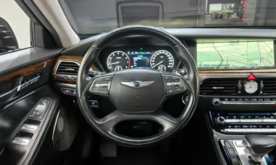 Genesis EQ900