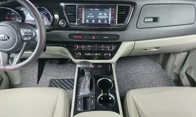 Kia Canival