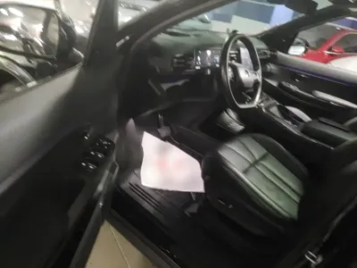 Nio ES8