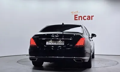 Genesis EQ900