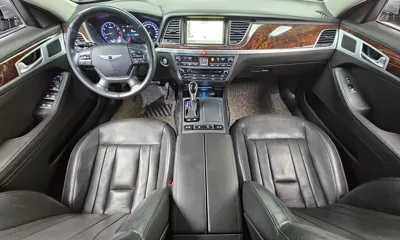Hyundai Genesis