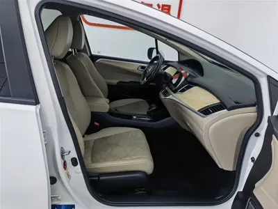 Honda Jade