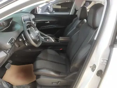 Peugeot 4008