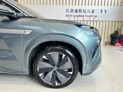 BYD 唐L