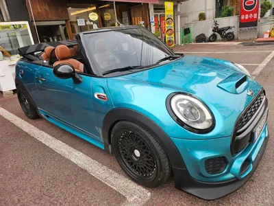 MINI Cooper Convertible