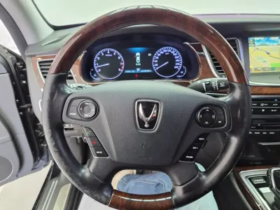 Hyundai Equus