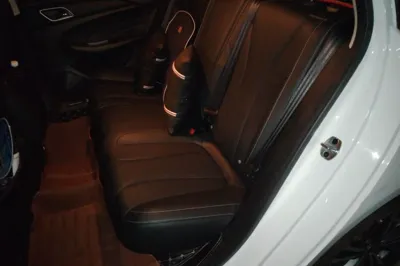 Roewe i5