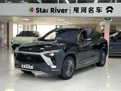 Nio ES8