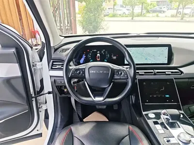 BAIC X7