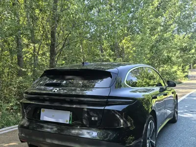 Nio ET5T