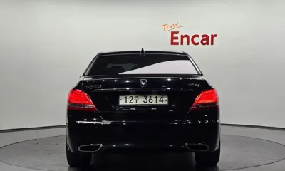 Hyundai Equus