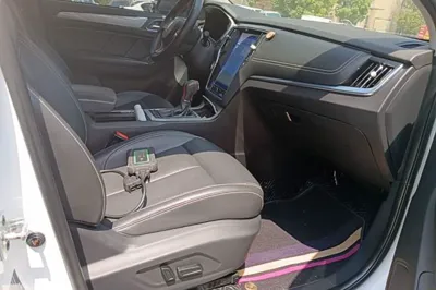 Roewe RX5