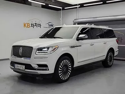 Lincoln Navigator