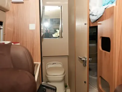 大通 V90 RV